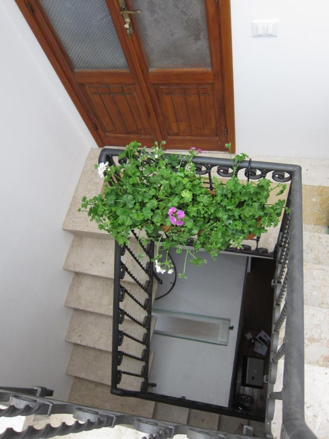 Area 12 Bb Bed & Breakfast Trapani Exterior photo